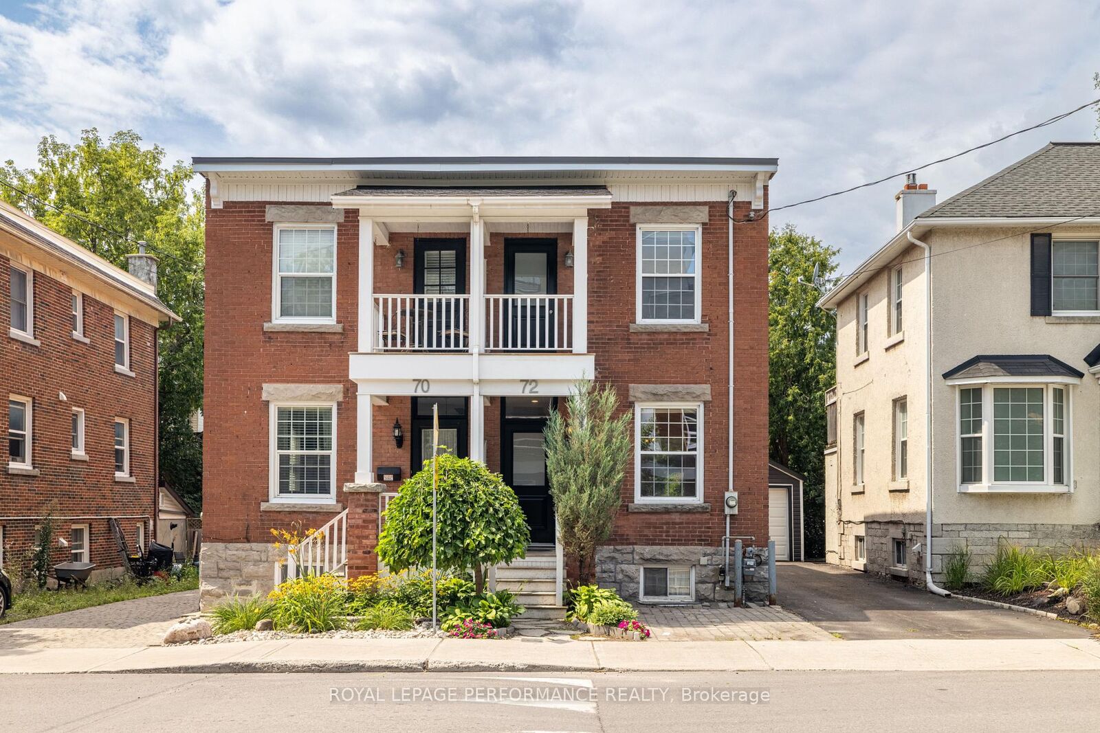 Property Photo:  72 Springfield Road  ON K1M 1C7 
