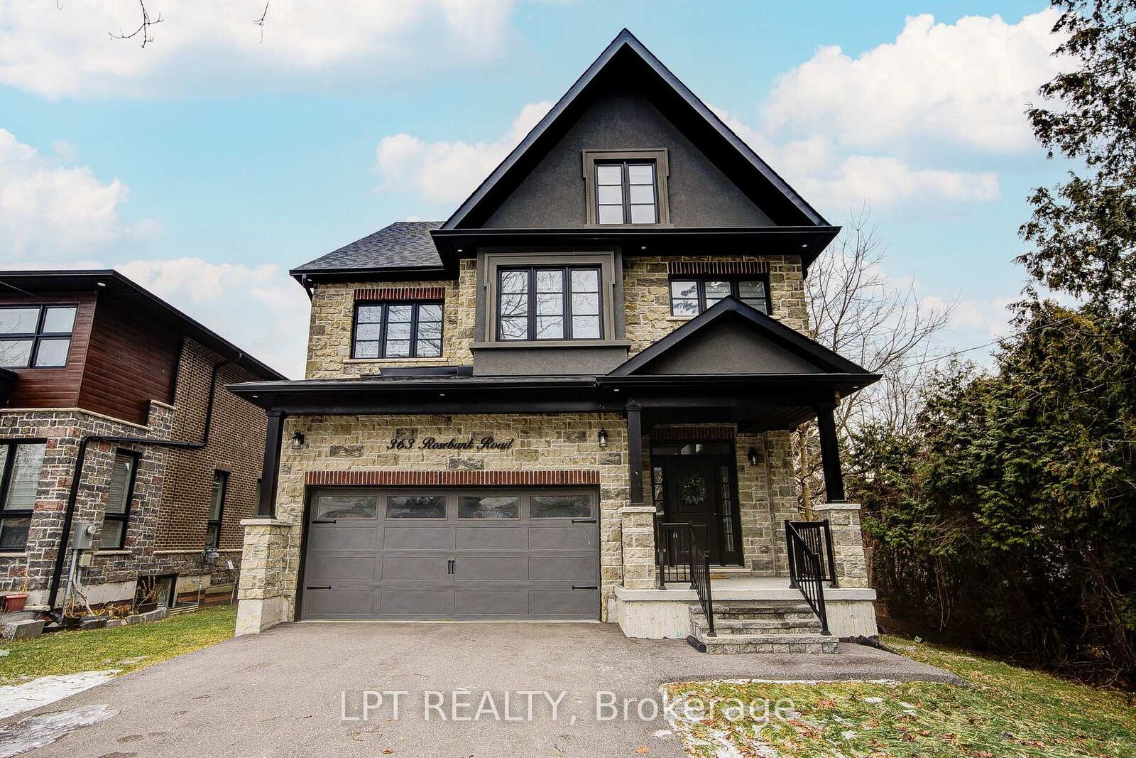 Property Photo: 363 Rosebank Road ON L1W 2N3