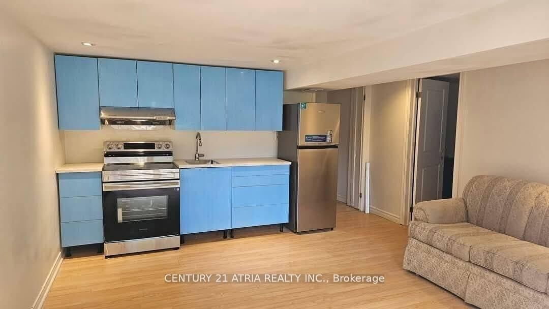 Property Photo:  38 Harding Boulevard Bsmt 2  ON L4C 1S8 