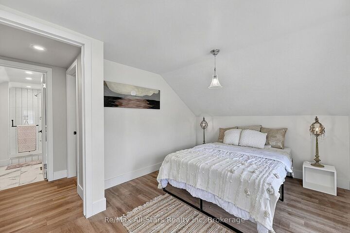 Property Photo: 283 Margaret Street ON N4L 1B5