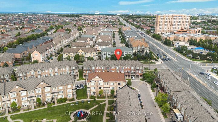 Property Photo: 3170 Boxford Crescent 5 ON L5M 0X1