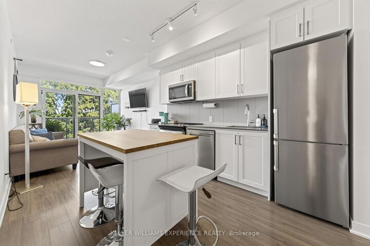 Property Photo: 681 Yonge Street 328 ON L4N 4E8