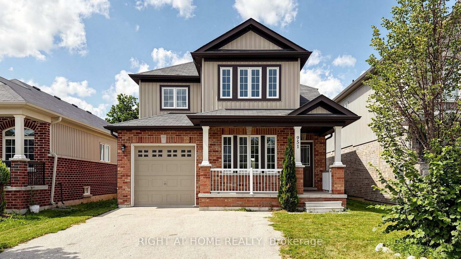 Property Photo:  951 Adams Avenue S  ON N4W 0E6 