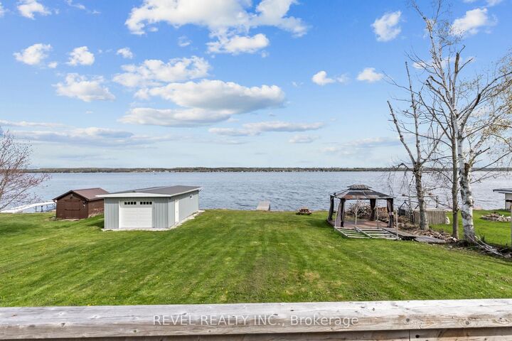 151 Beehive Drive — photo 1
