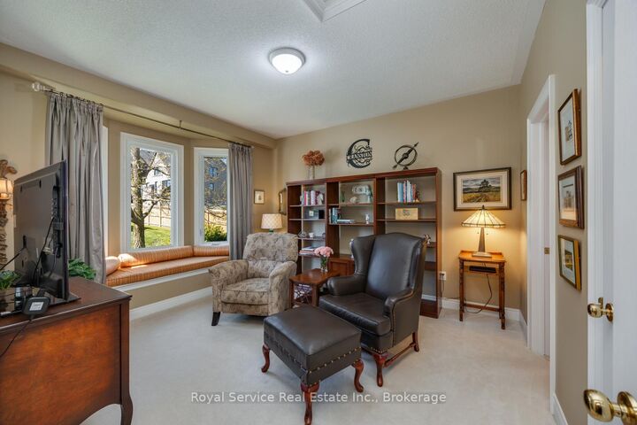 Property Photo: 52 Fenton Lane ON L1A 0A3