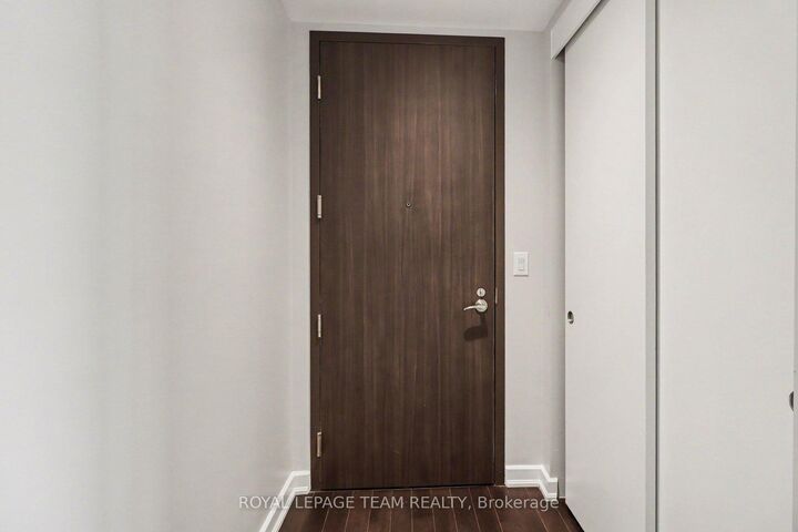Property Photo: 300 Lisgar Street E 310 ON K2P 0E2