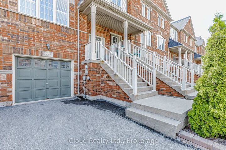 Property Photo: 1279 Lamont Crescent ON L9T 6W4