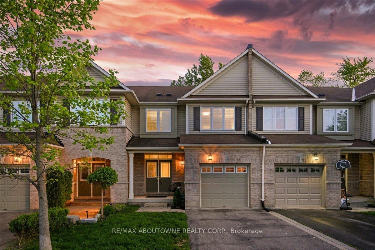 Property Photo: 2020 Colonel William Parkway ON L6M 0L9