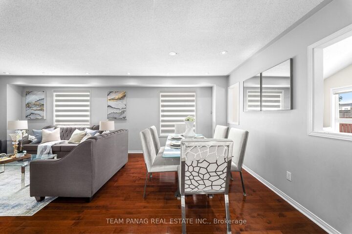 48 Sweet Clover Crescent — photo 1