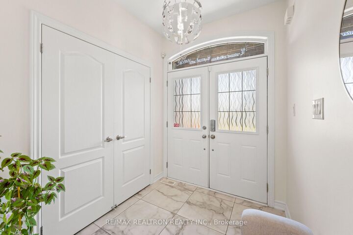 Property Photo:  2072 Allison Street  ON L9S 0K7 