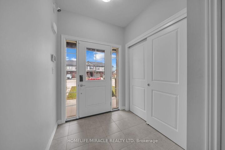 Property Photo: 83 Monarch Street ON L3C 0E6