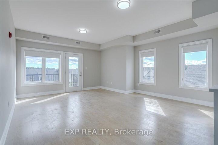 Property Photo:  163 Port Robinson Road 201  ON L3B 5N5 