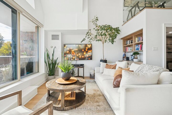 Property Photo:  185 Robinson Street Ph08  ON L6J 7P6 