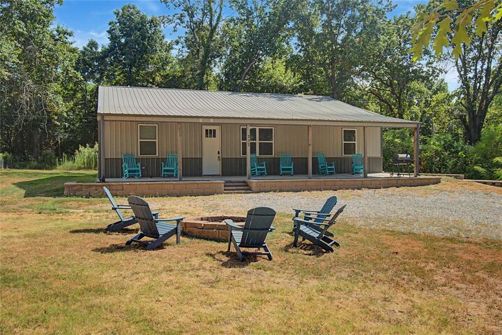 Property Photo: 232 Oak Hollow Road OK 74432