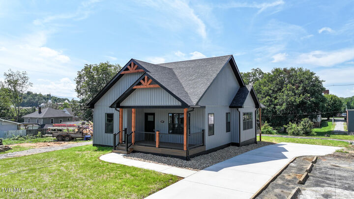 Property Photo:  207 Hall Street  TN 37745 