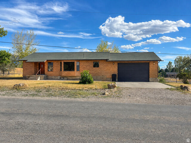 Property Photo:  600 E 200 N  UT 84647 
