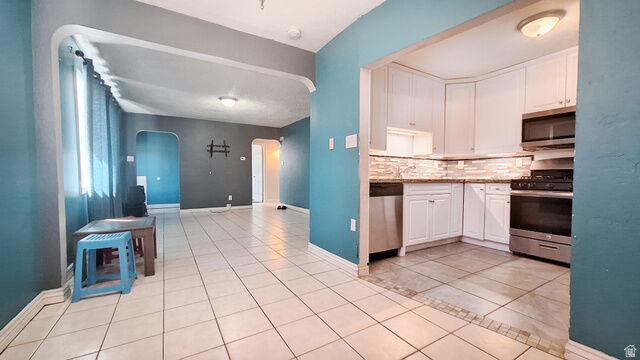 Property Photo: 4944 S 4900 W UT 84118