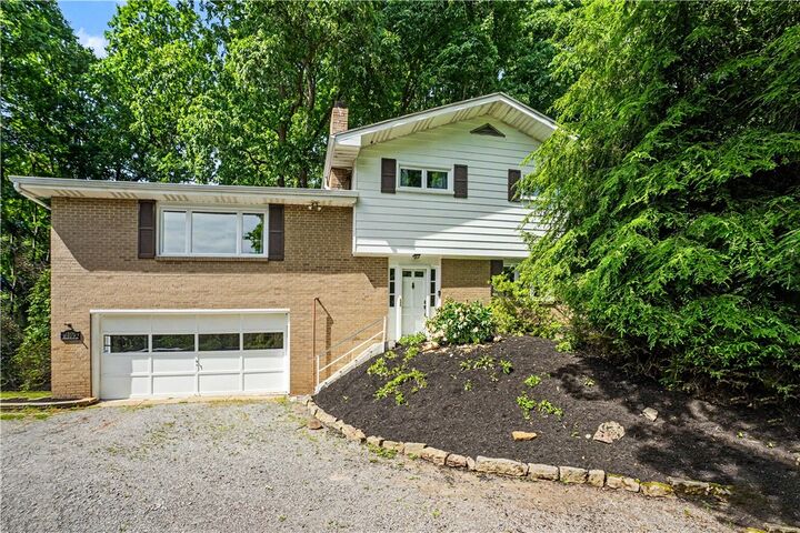 Property Photo: 4109 Bakerstown Culmerville Rd PA 15044