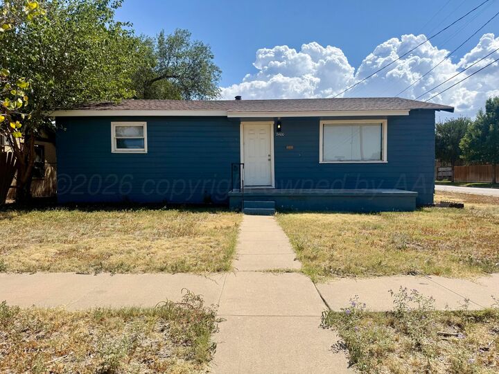 Property Photo: 2400 Sanborn Street TX 79107