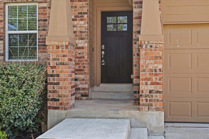 Property Photo: 13513 Kearns Drive TX 78660