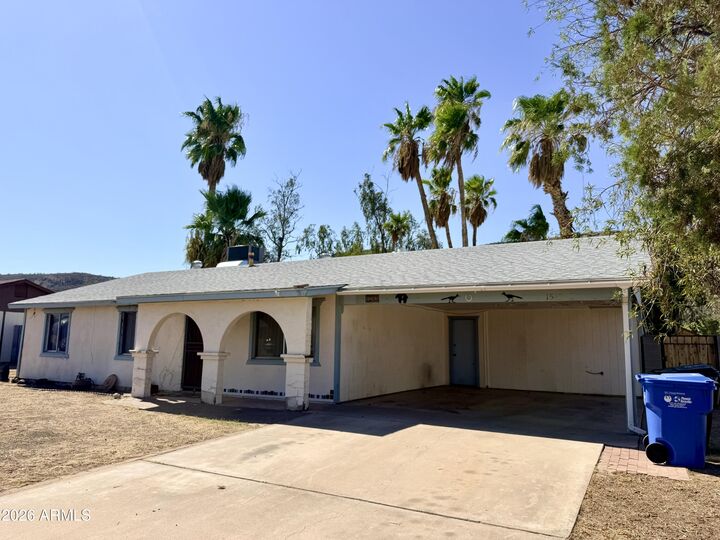 Property Photo:  1543 W Surrey Avenue  AZ 85029 