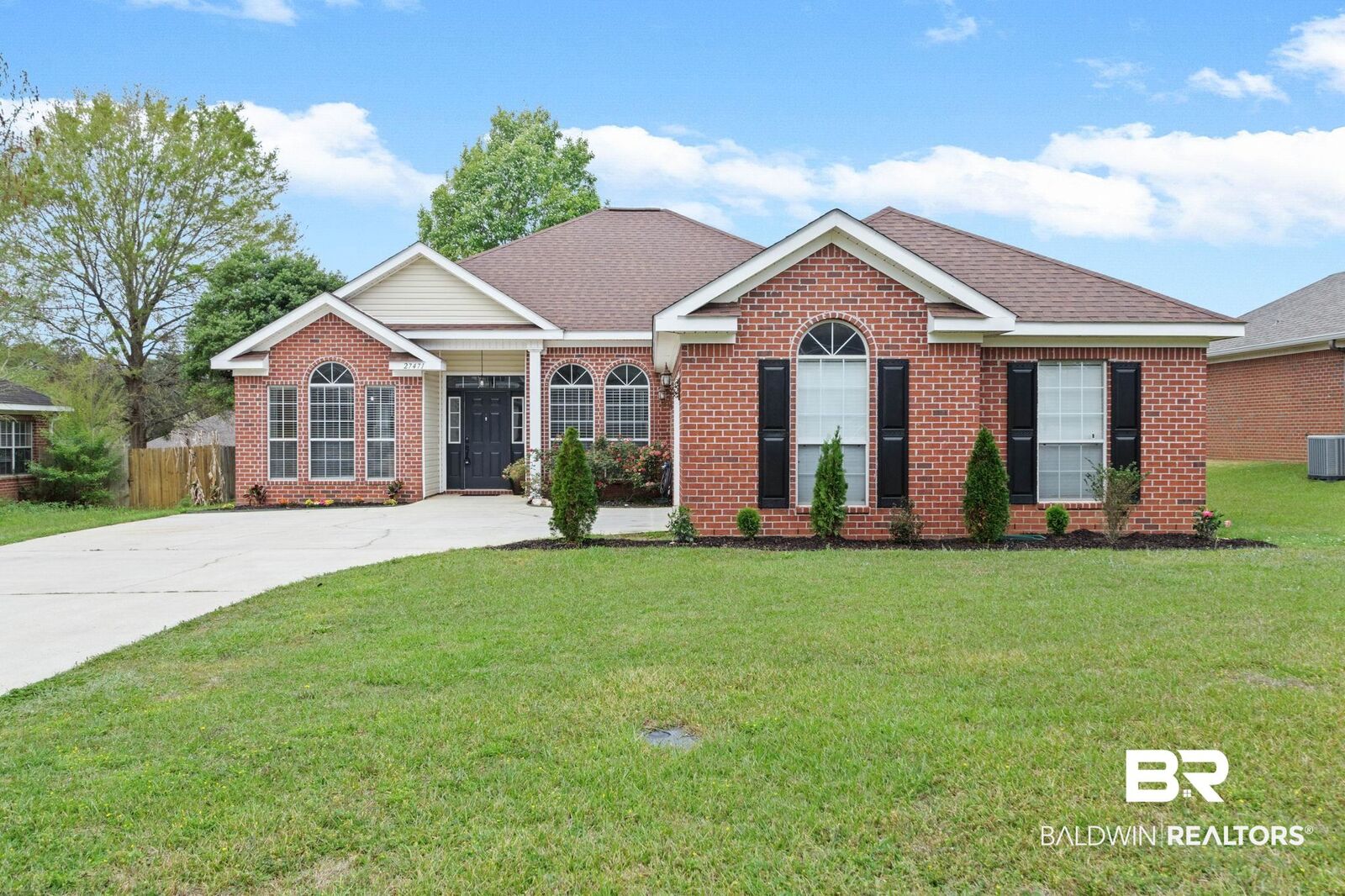 Property Photo: 27471 Stratford Glen Drive AL 36526