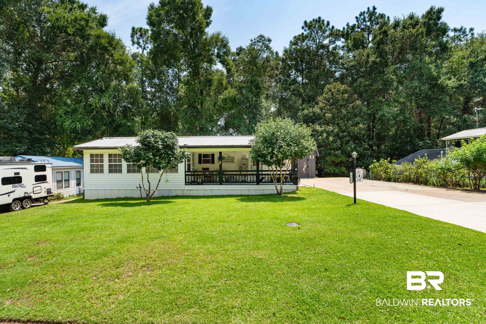 Property Photo:  569 Escambia Loop  AL 36549 