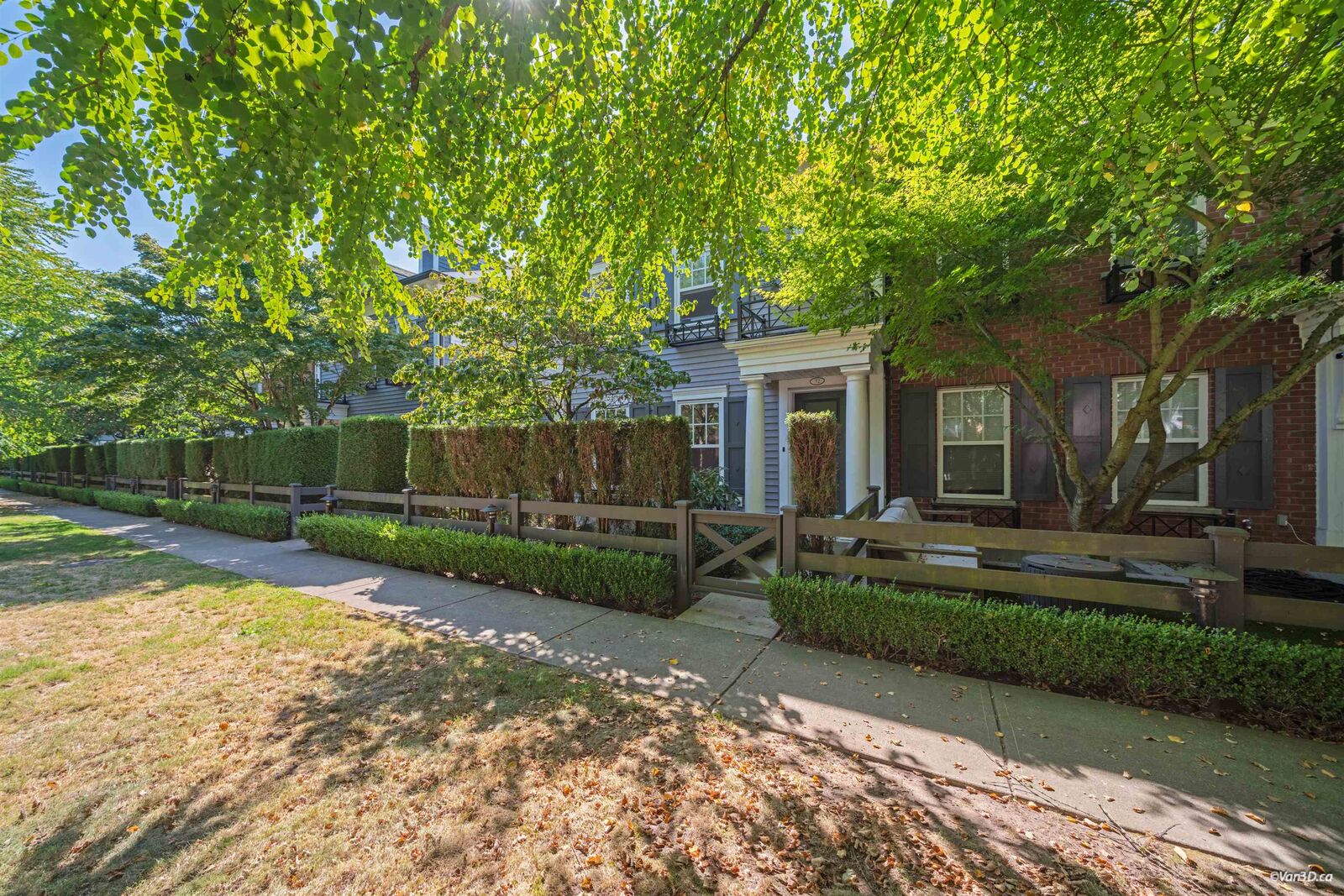 Property Photo: 688 Edgar Avenue 72 BC V3K 0A5