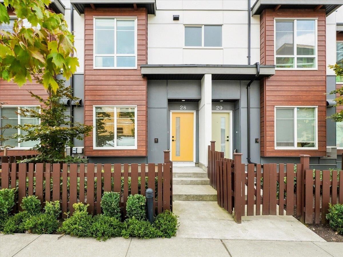 Property Photo: 20155 84 Avenue 28 BC V2Y 3R3