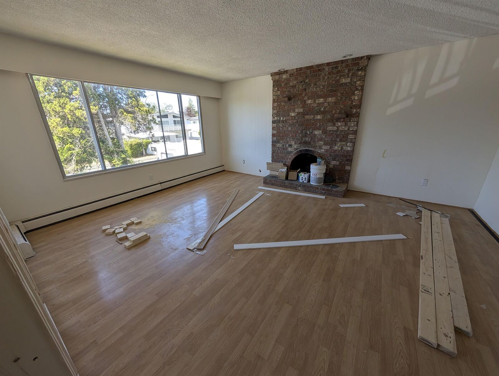 Property Photo:  10xxx Milford Road 4bed Suite  BC V7A 4J7 