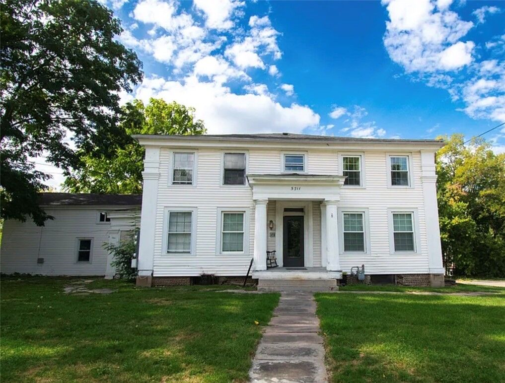 Property Photo:  5711 W Henrietta  NY 14586 