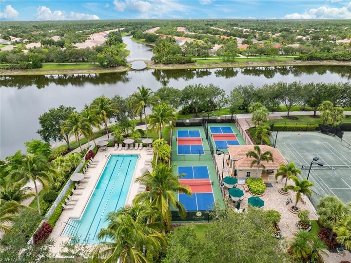 Property Photo: 28258 Islet Trl FL 34135