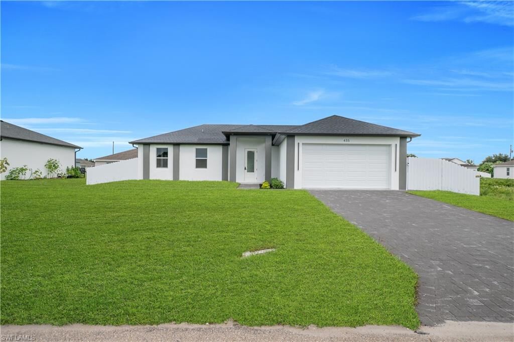 Property Photo: 435 Petite Ave FL 33974