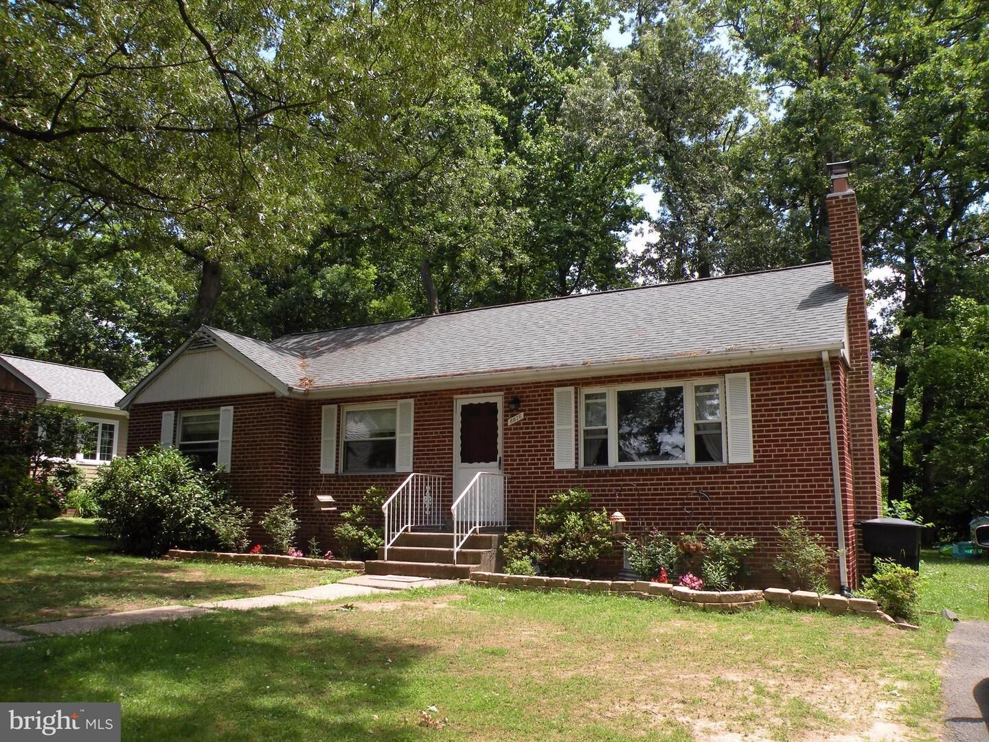 Property Photo:  6816 29th Street N  VA 22213 