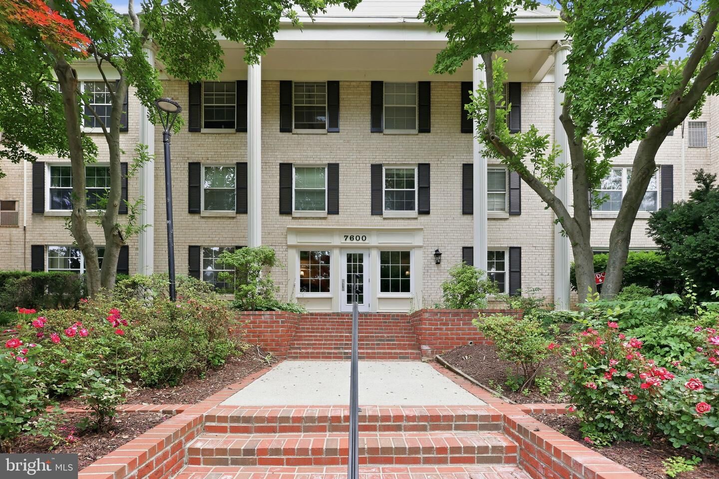 Property Photo:  7600 Tremayne Place 110  VA 22102 