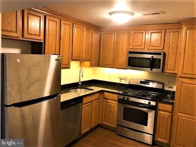Property Photo:  534 N Front A  NJ 08102 