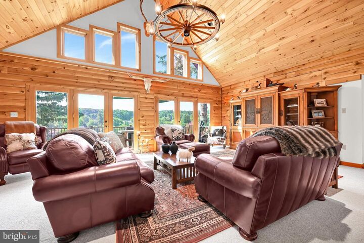 Property Photo:  1506 Wynonah Drive  PA 17922 