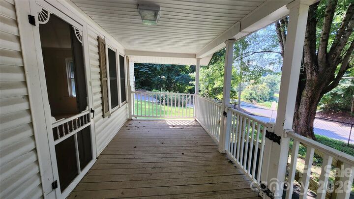 Property Photo: 844 Connahetta Street NC 28906