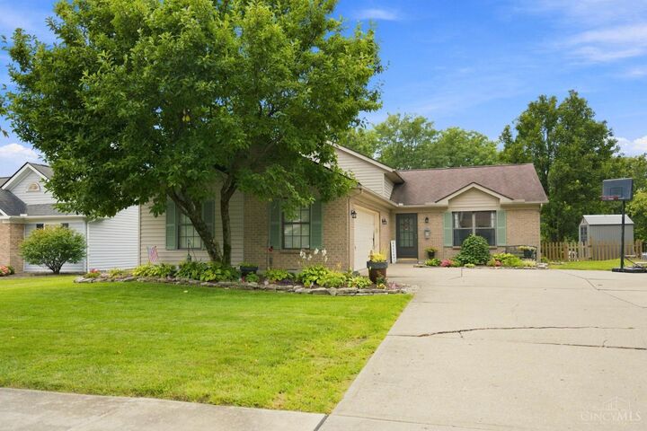 Property Photo: 1567 Tollgate Court OH 45036