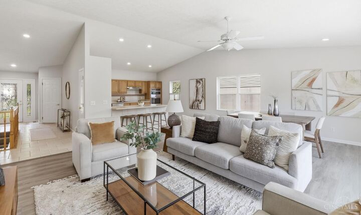 Property Photo:  2949 Parkwalk Drive  OH 45239 