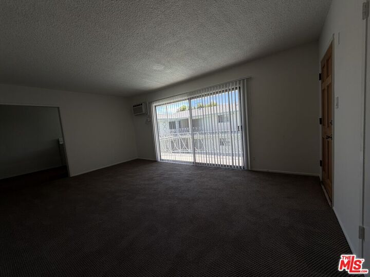 Property Photo: 1244 4th Ave CA 90019