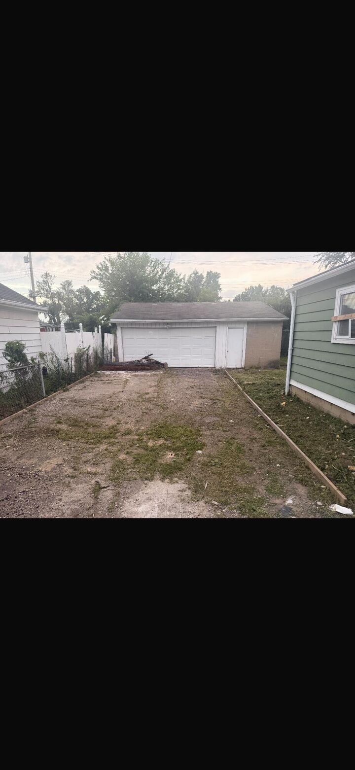 Property Photo: 2132 Eddystone Avenue OH 43224
