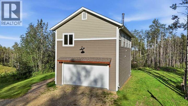 Property Photo:  11 424042 Rr14a  AB T0C 2J0 