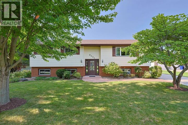 3534 Clarence Street — photo 1