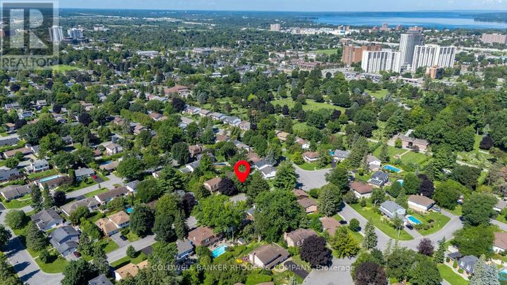 Property Photo: 26 Crofton Road ON K2G 0N3
