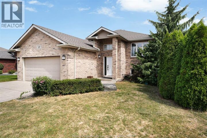Property Photo:  1397 Crosswinds Drive  ON N8L 0S5 