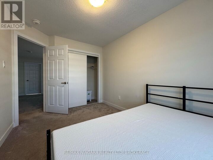 Property Photo:  21 Keelson Street Upper  ON L3B 0M2 