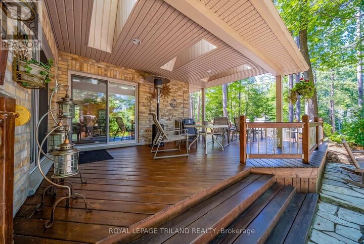 Property Photo: 9958 Riverview Road ON N0M 1T0
