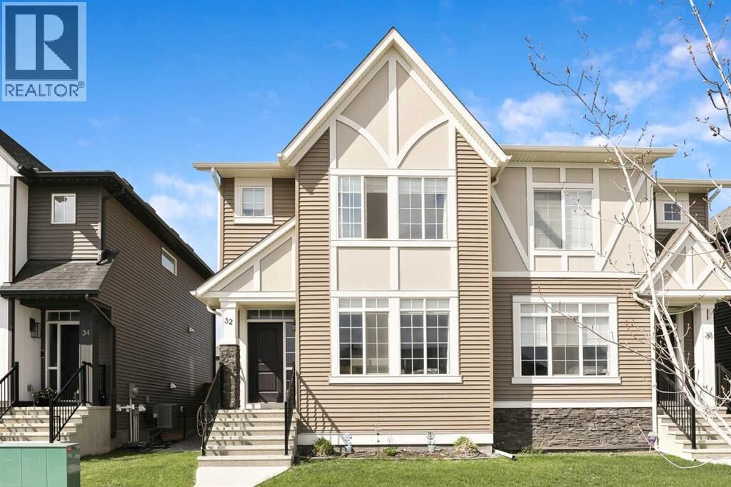 Property Photo: 32 Wolf Crescent AB T1S 5V2