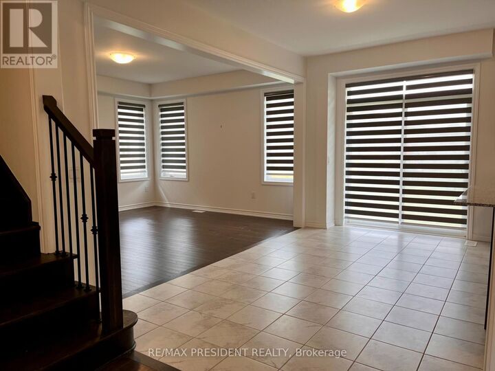 Property Photo:  39 Aitchison Avenue  ON N0C 1B0 